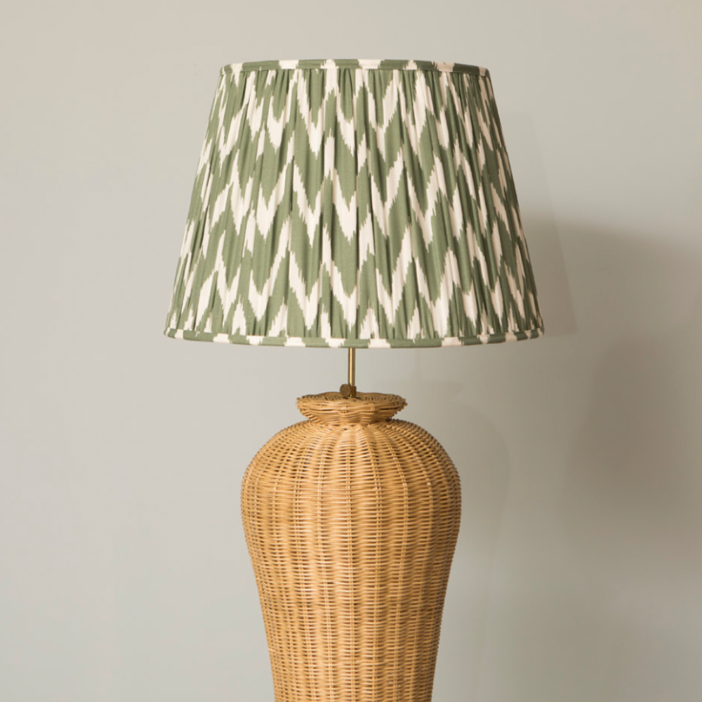 Lámpara de Pie Isabella de Ratán Natural