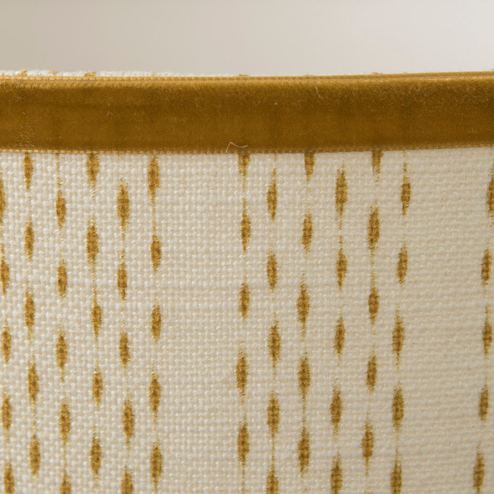 Pantalla Ikat Stripe Mostaza