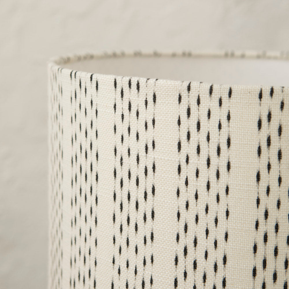 Pantalla Ikat Stripe Negro