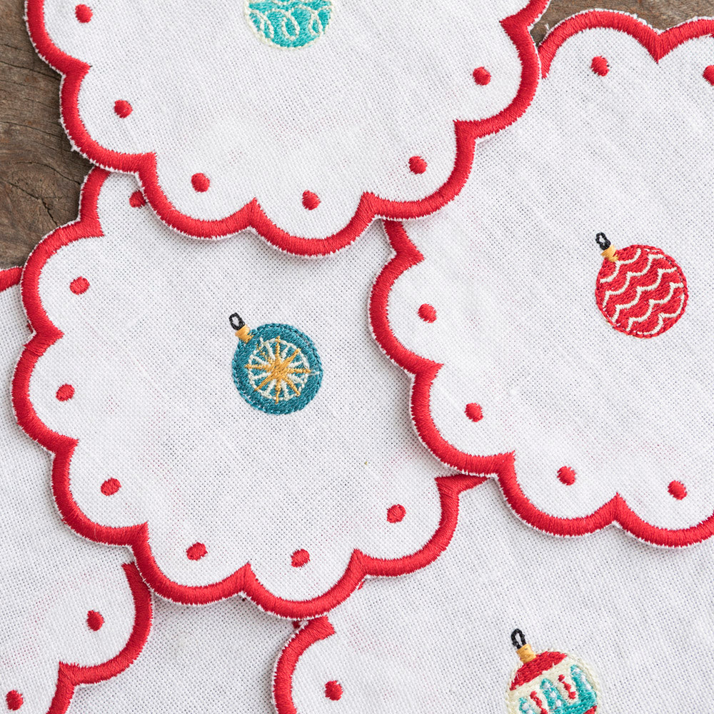 Wavy Bread Boxes Christmas Balls x6