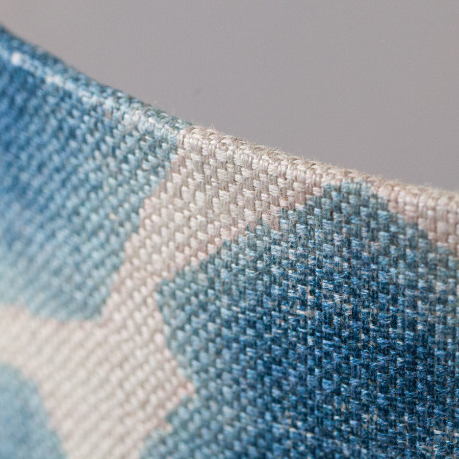 Blue Calobra Screen