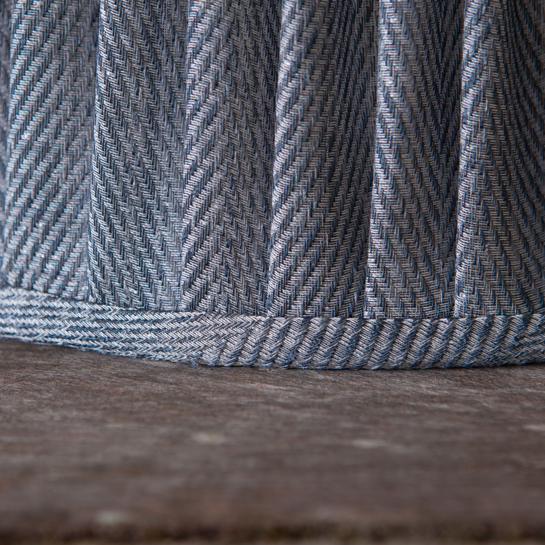 Pantalla Plisada Chloe Gris