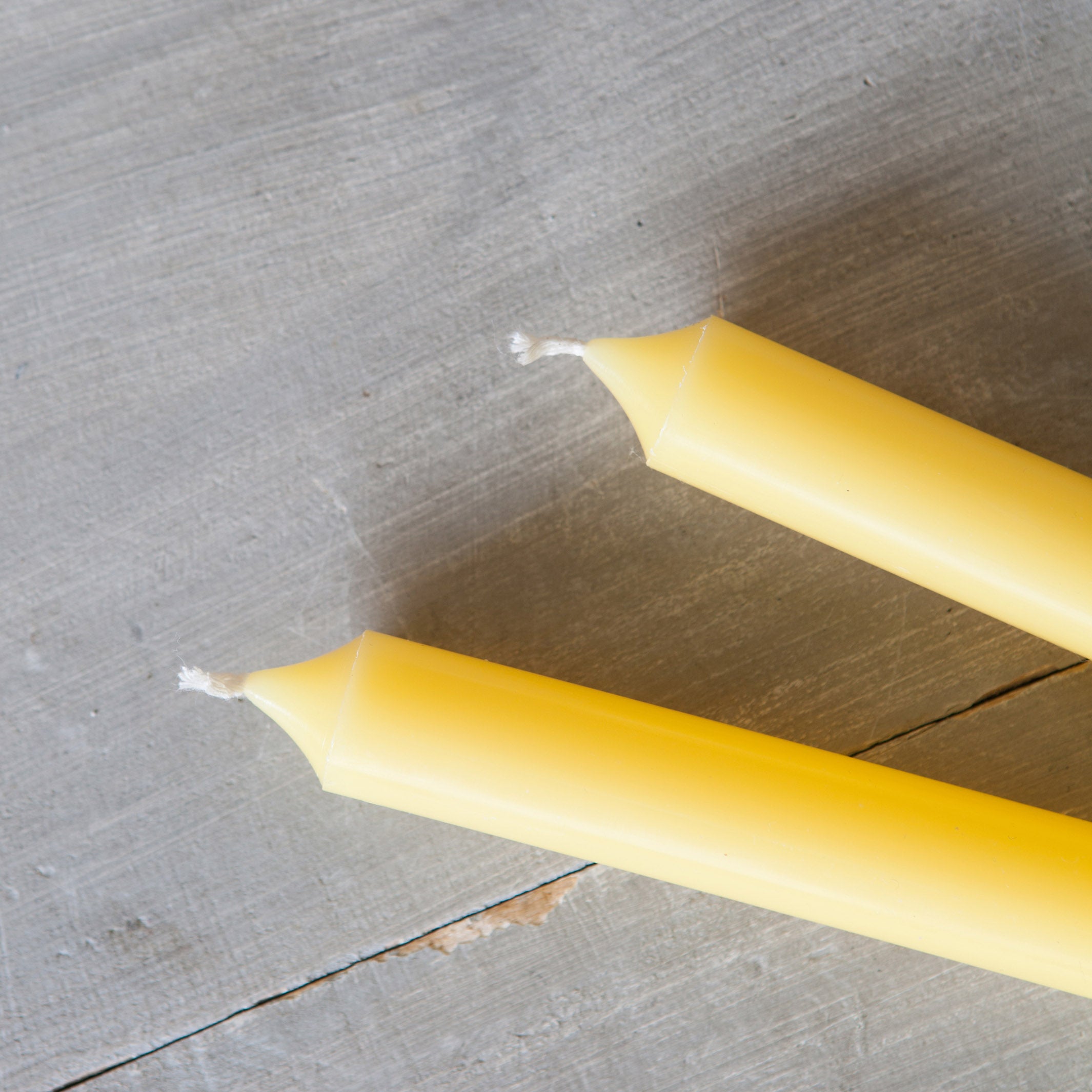 Straight Candle 25cm