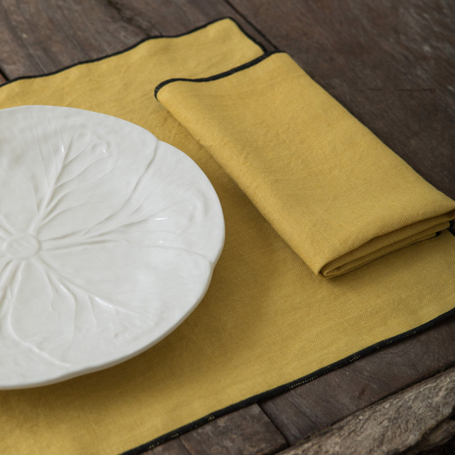Set of 2 Linen Placemats - Mustard / Black