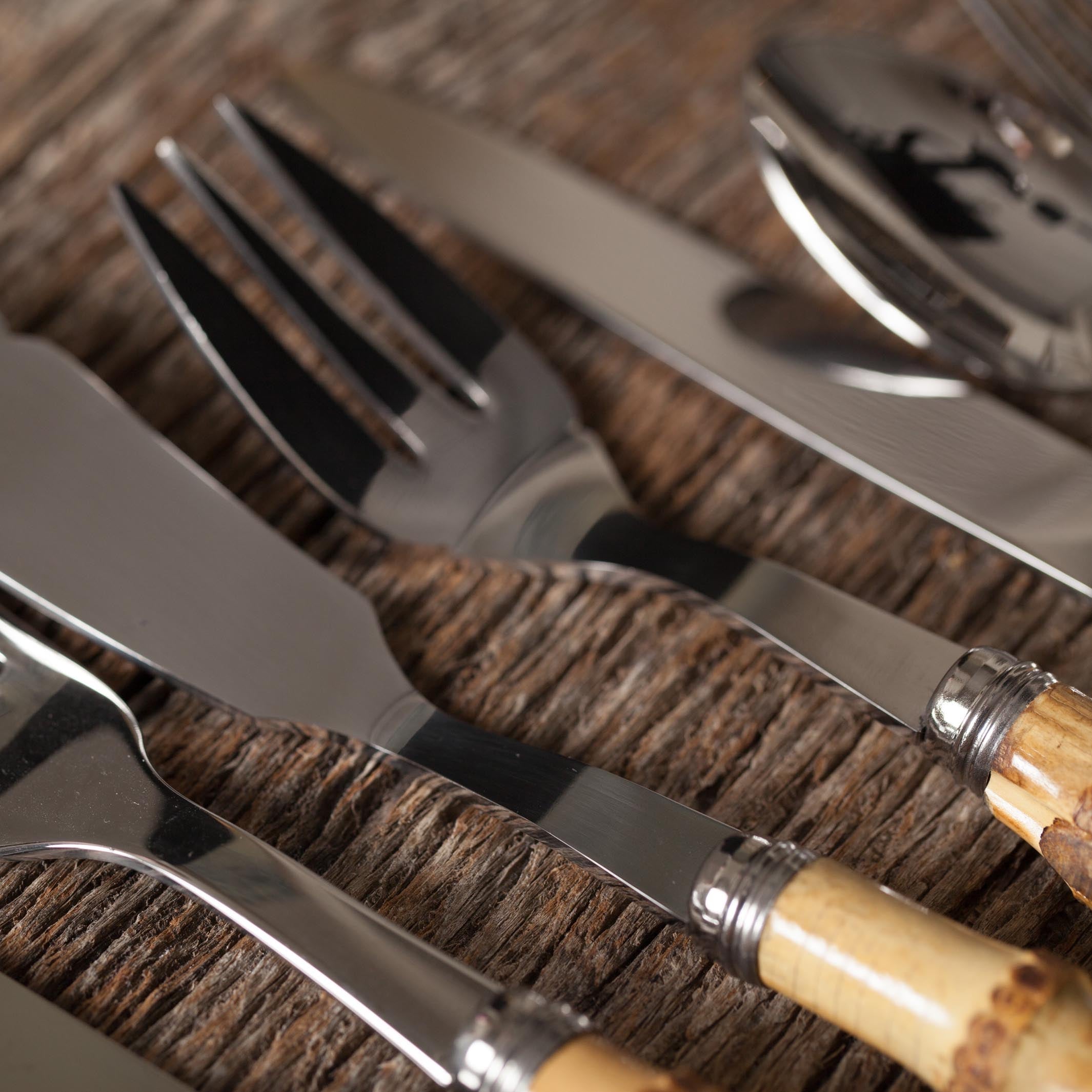 Cubertería Bambú 86 piezas