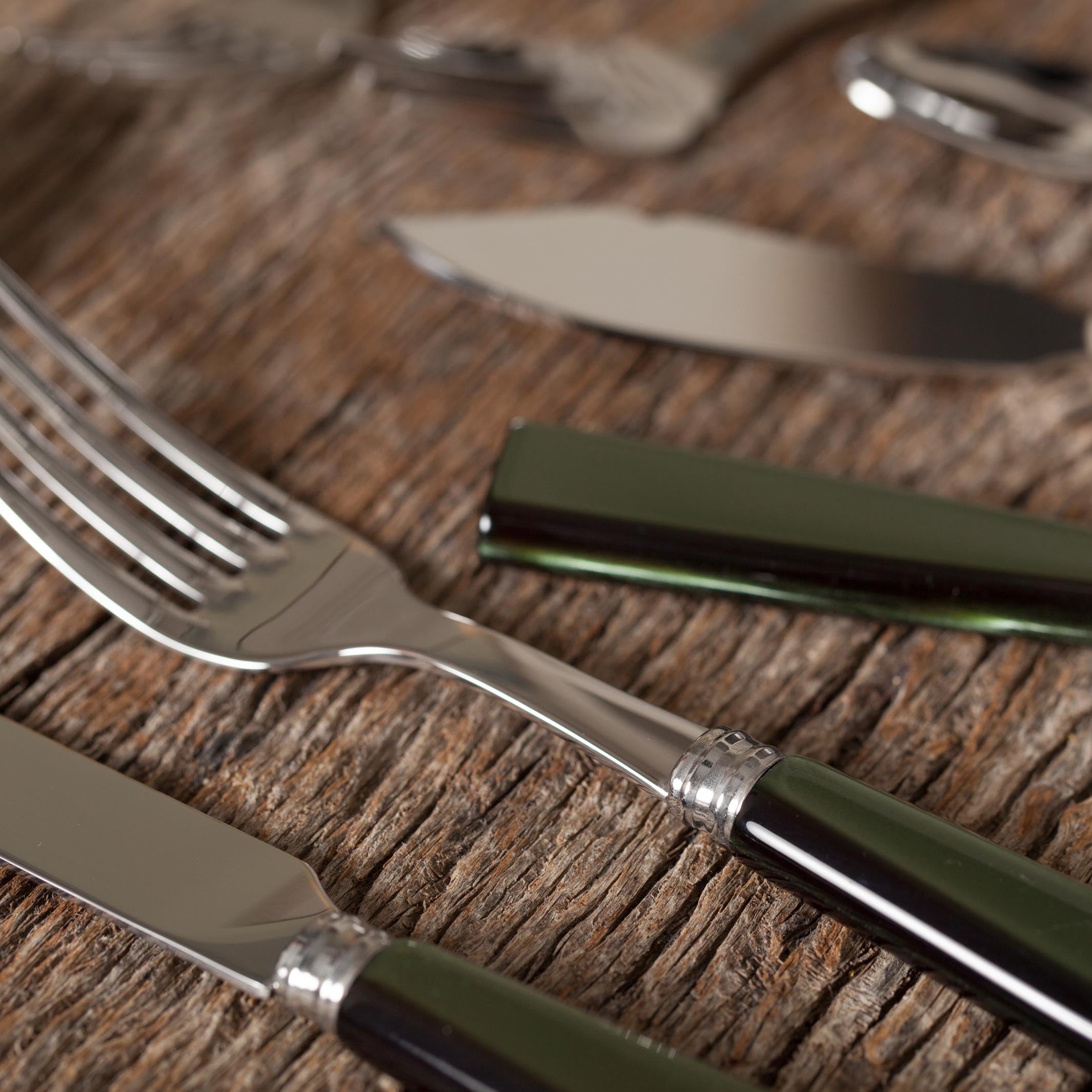 Cubertería Icon Verde 86 piezas