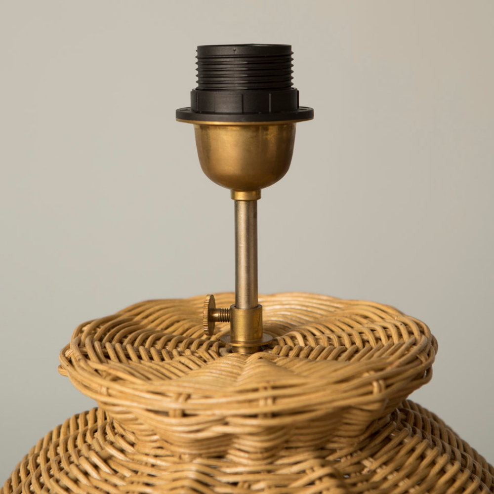 Lámpara de Mesa Isabella de Ratán Natural