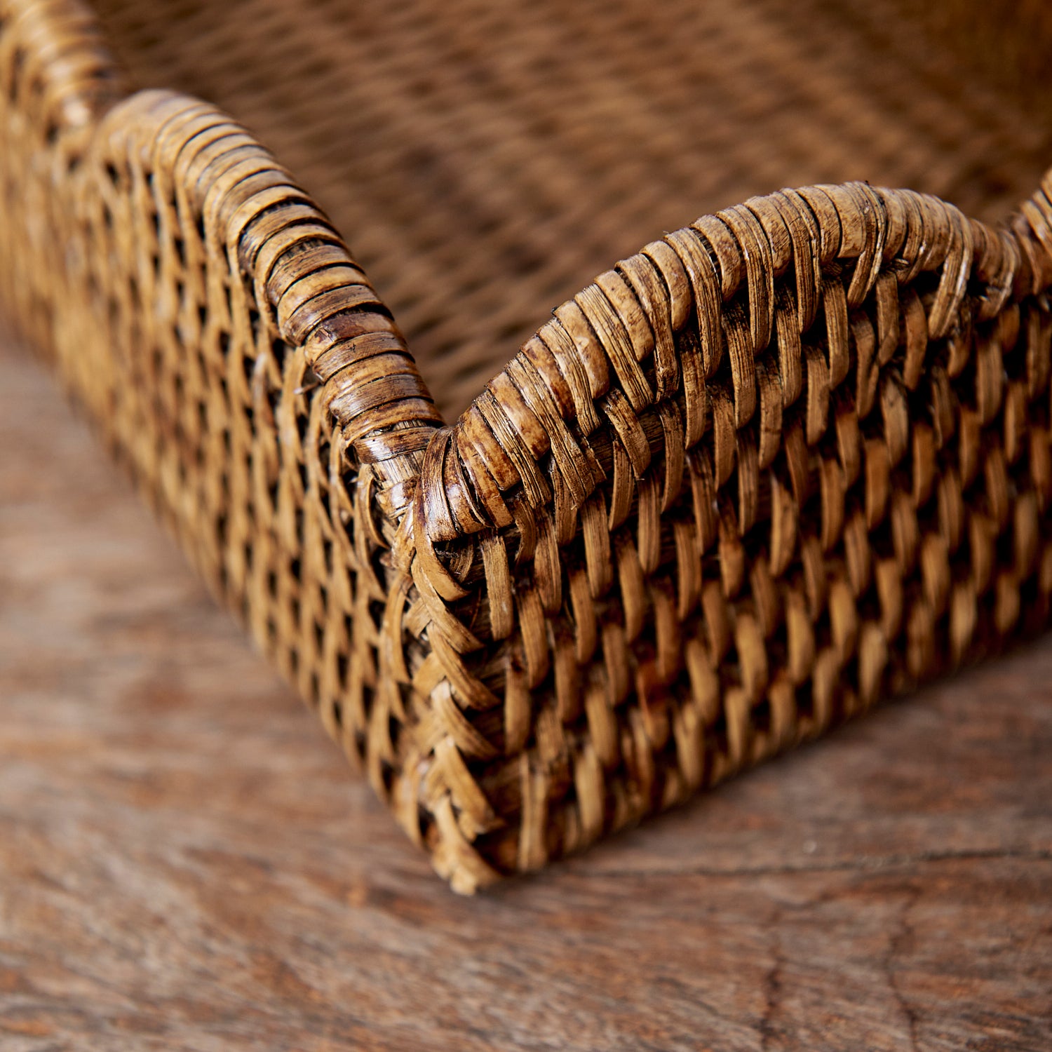 Wavy Rattan Cocktail Napkin Ring