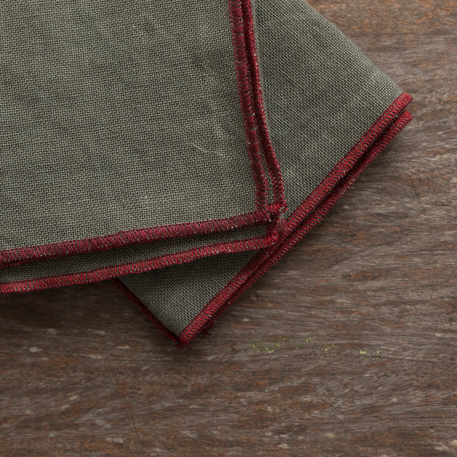 Set of 2 Linen Napkins - Green / Burgundy