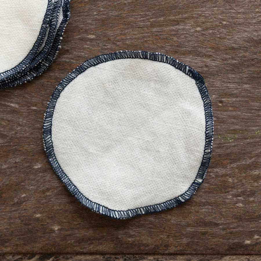 Set of 6 Bread Baskets - White / Dark Blue