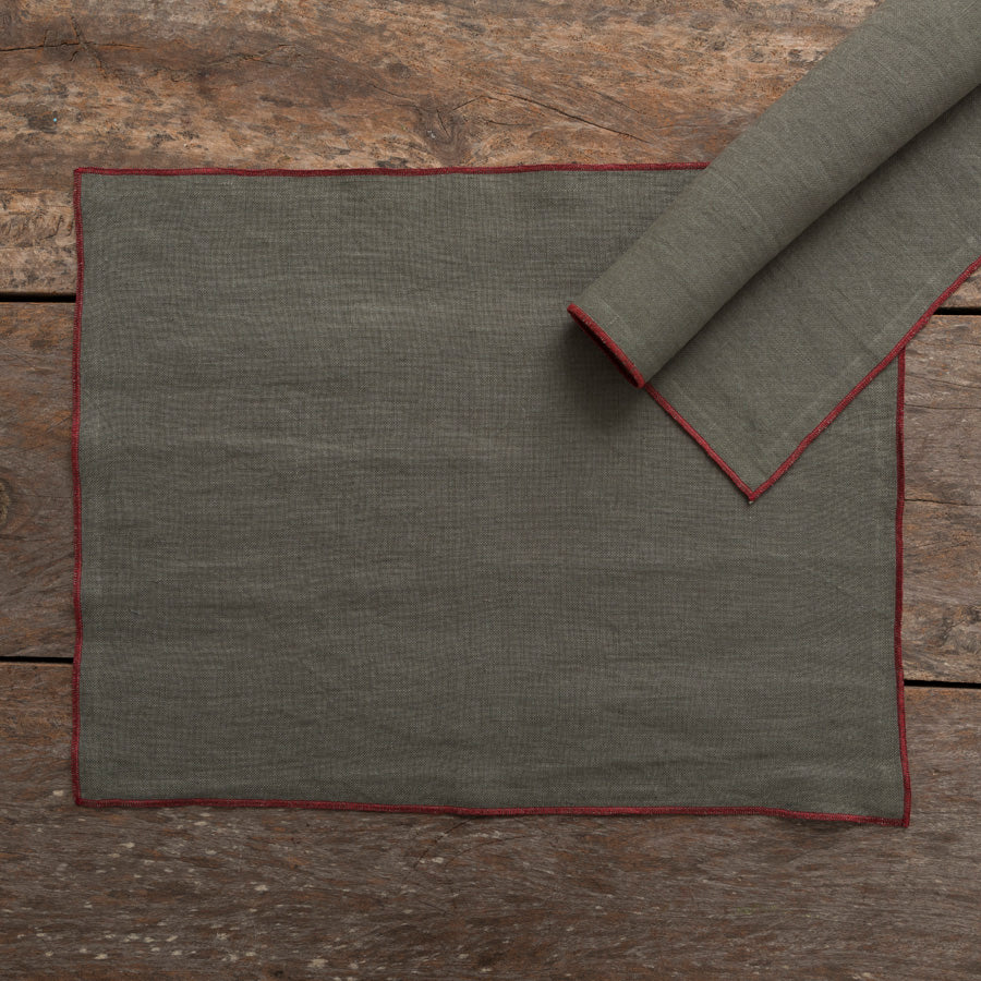 Set of 2 Linen Placemats - Green / Burgundy