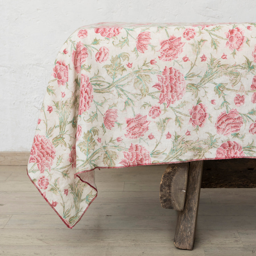 Lyon Strawberry Tablecloth 180 x 280