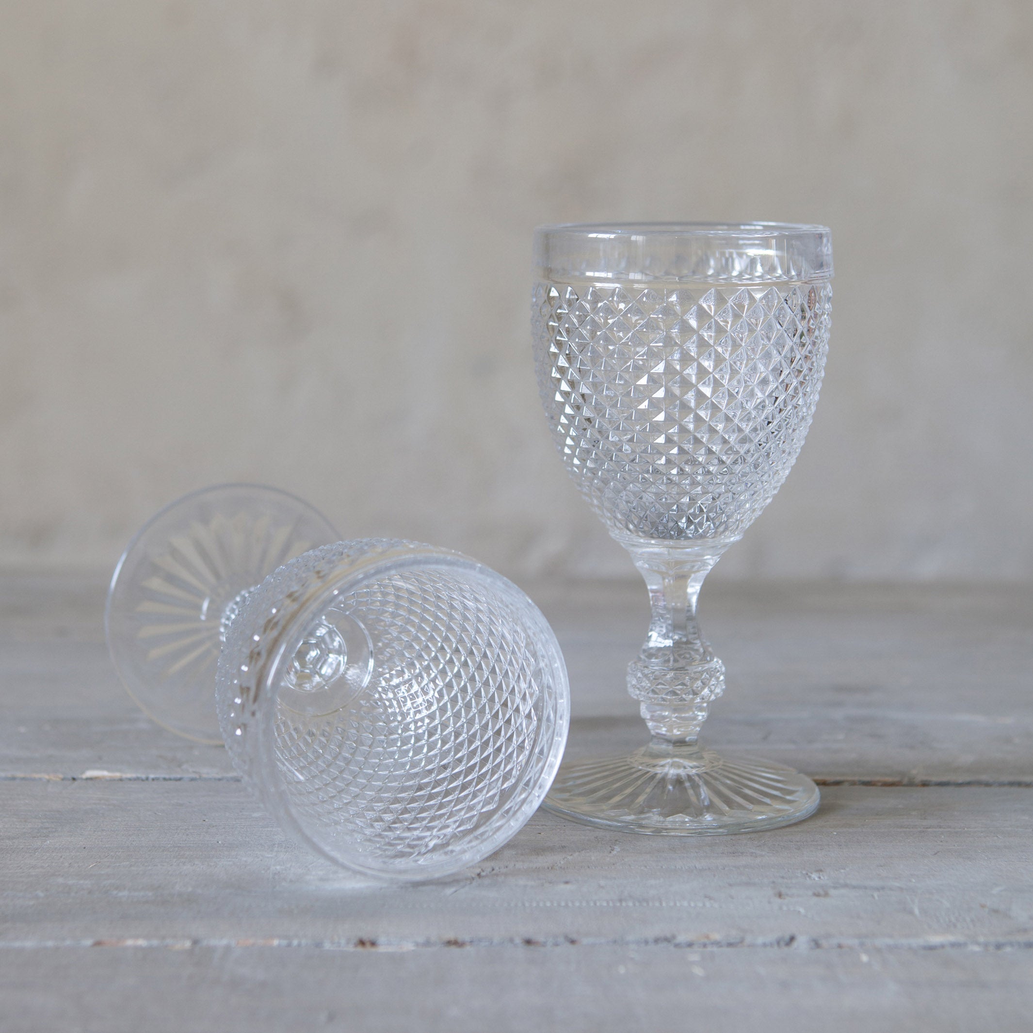 Set of 6 Transparent Diamond Cups M