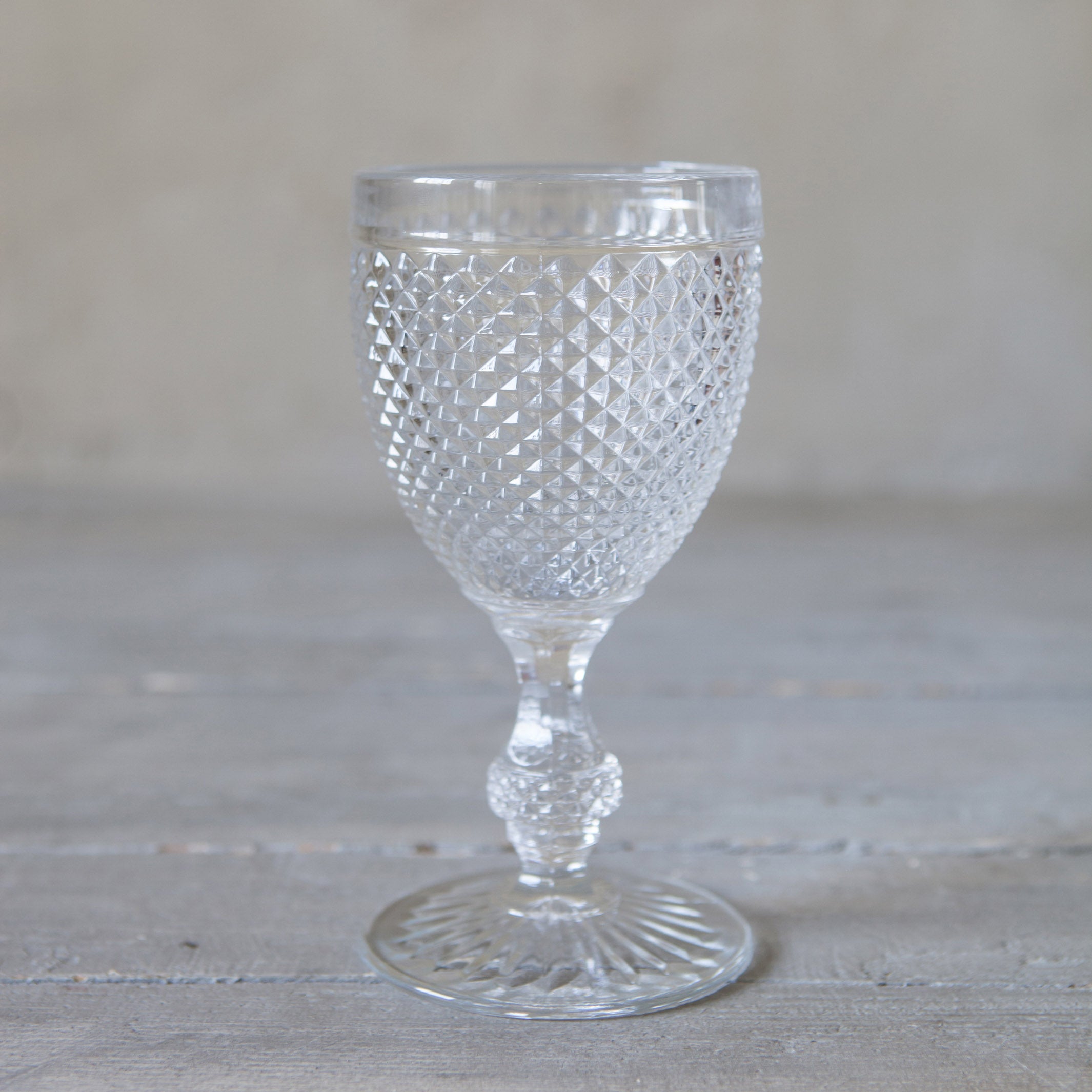 Set of 6 Transparent Diamond Cups M