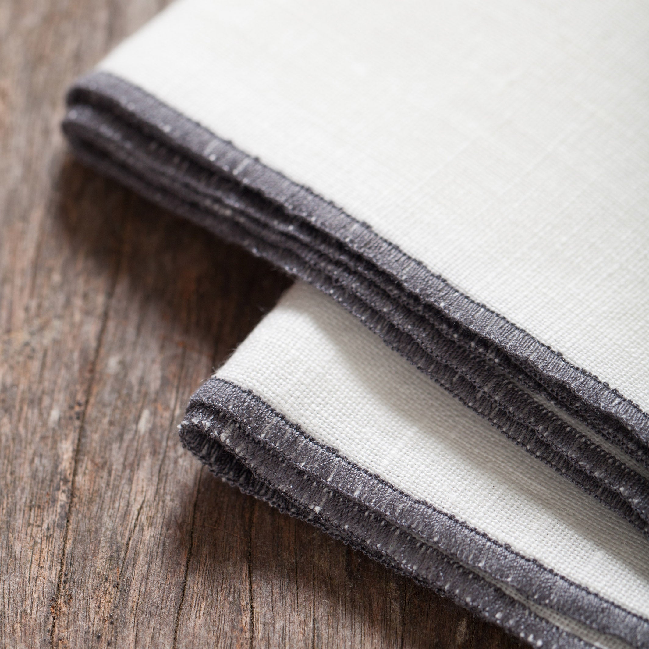 Servilletas de Lino x2 - Blanco / Gris
