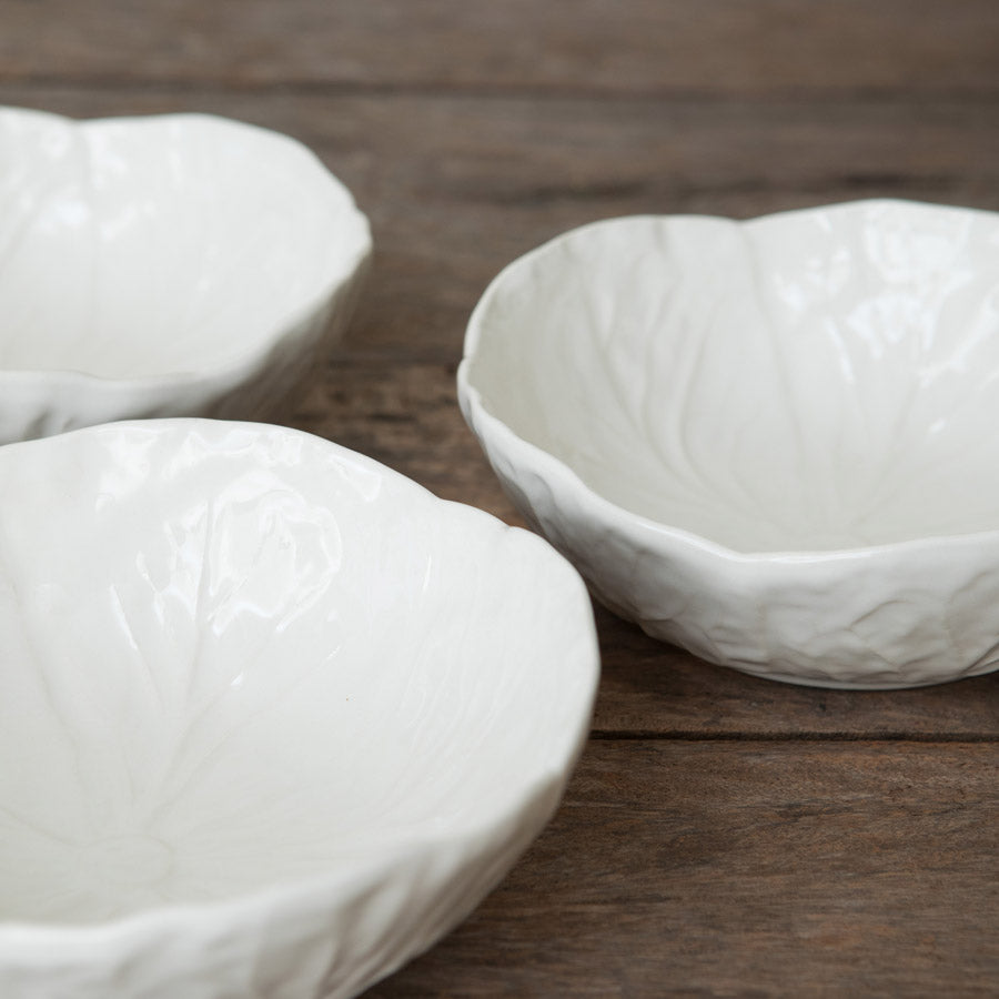 White Bordallo Leaf Bowl S