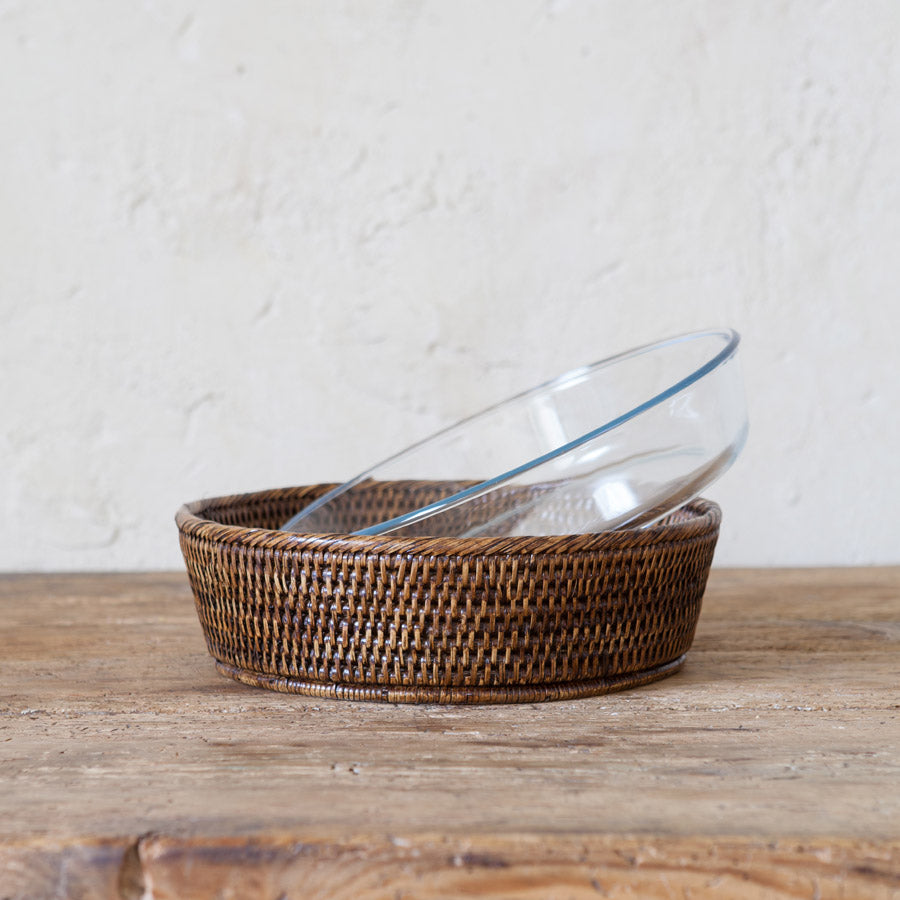 Pyrex Round Rattan