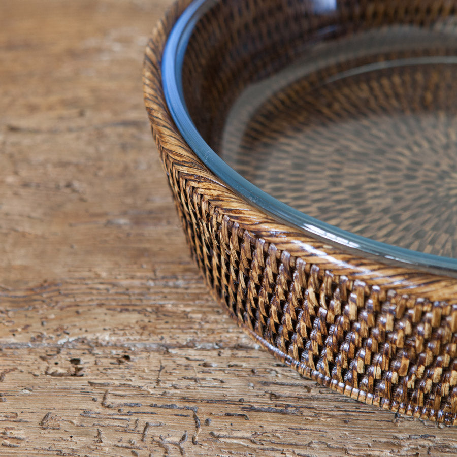 Pyrex Round Rattan